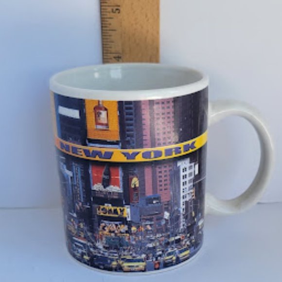 Vintage New York NYC Broadway in the Daytime Glazed Ceramic Coffee Mug Cup - Picture 4 of 5